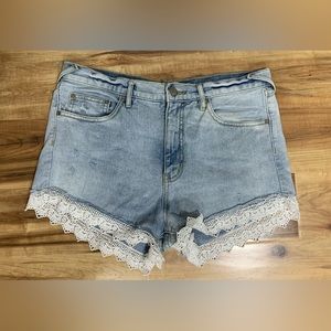 Free People Denim Shorts High Rise Festival Boho Lace Trim Jean Size 29 Light